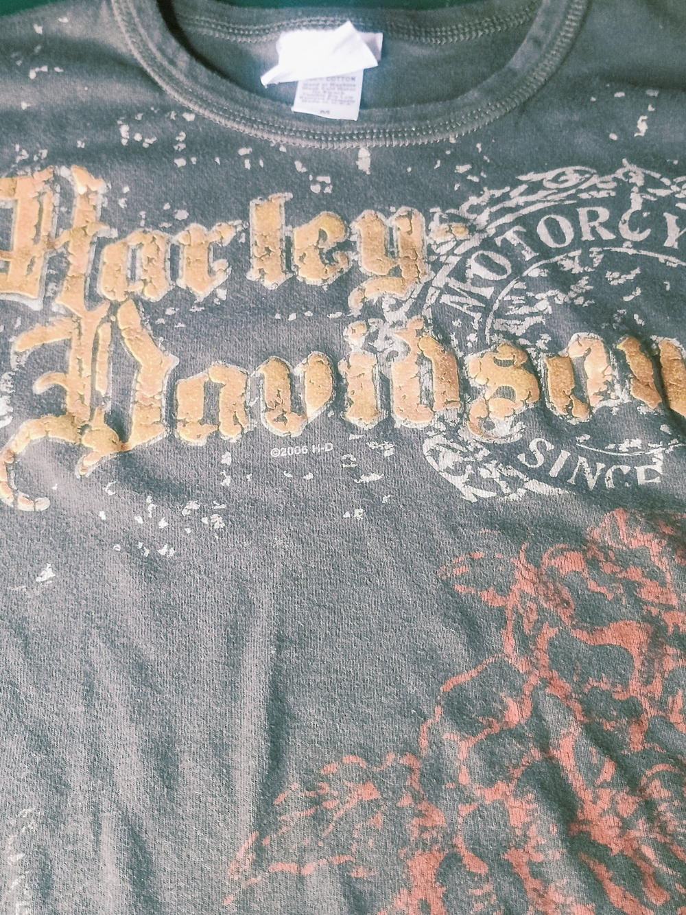 Harley-Davidson Olive/Khaki Short-Sleeve Tee Bronze Gothic Font Women's Medium